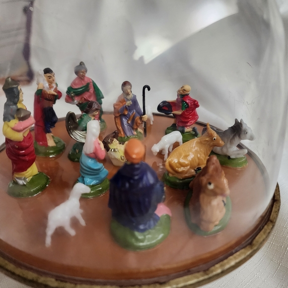 Vintage MCM Ohio Art Revolving Musical Christmas Nativity Scene - Picture 11 of 14